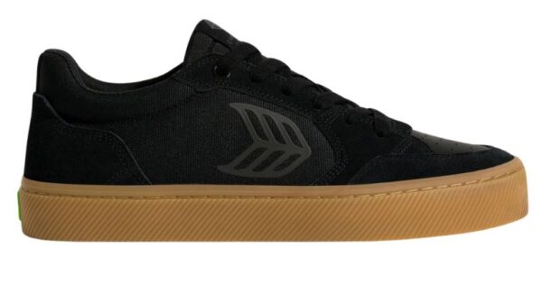 Cariuma Vallely Pro Gum Black Suede & Cordura Ash Grey Logo Shoes