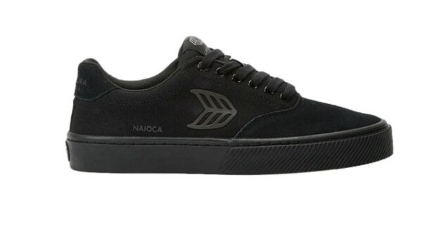 Cariuma Luan Pro All Black Suede Shoes