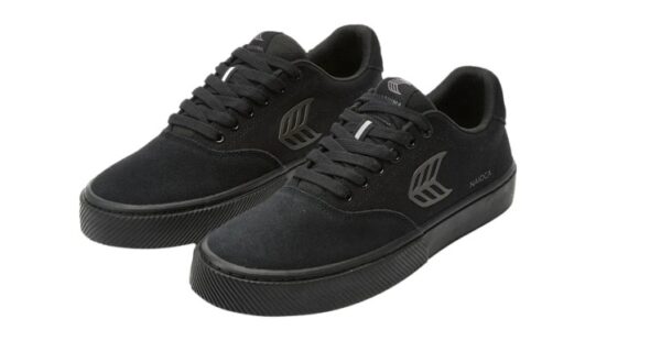 Cariuma Luan Pro All Black Suede Shoes