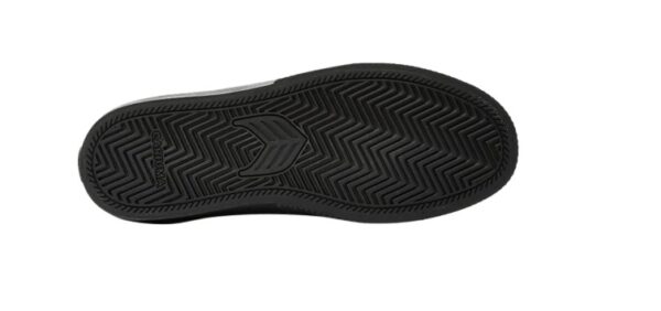 Cariuma Luan Pro All Black Suede Shoes
