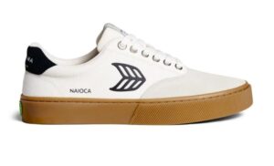 Cariuma Naioca Gum Vintage White/Black Shoes