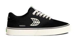 Cariuma Naioca Pro Black/Ivory Shoes