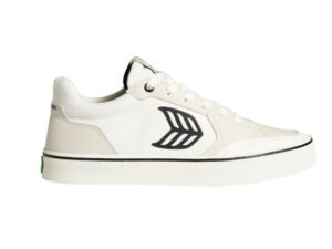 Cariuma Vallely Pro Vintage Off White Vintage/Black Suede Shoes