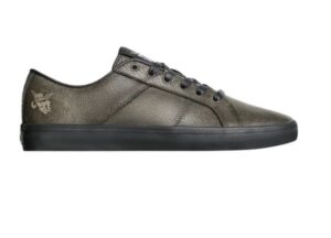 Globes Surplus Black Distress/Bauer Shoes